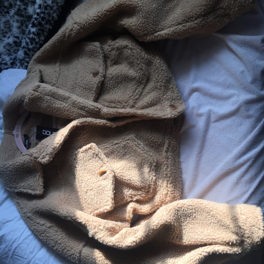 Tan Crop Boohoo trucker jacket